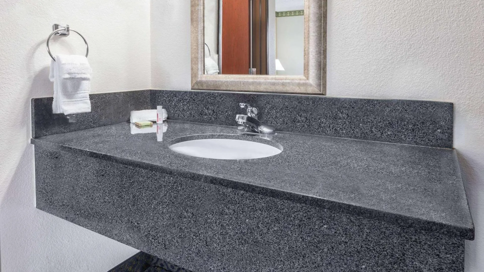 Super 8 By Wyndham Sacramento Hotel Carmichael United States