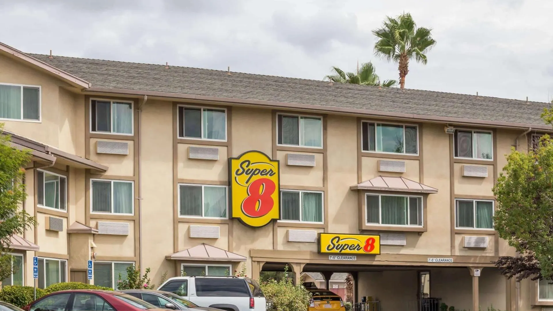 Super 8 By Wyndham Sacramento Hotel Carmichael
