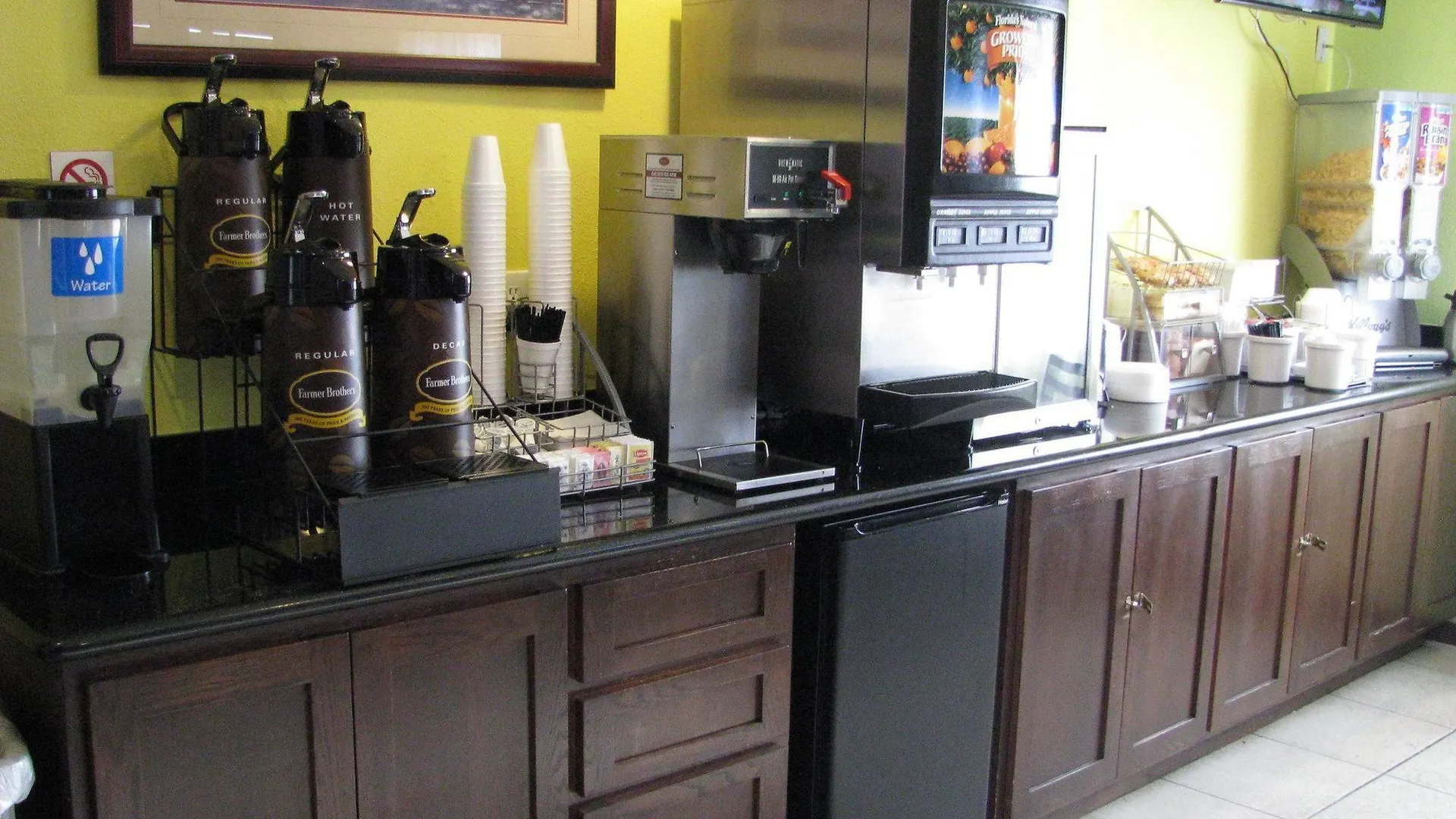 Super 8 By Wyndham Sacramento Hotel Carmichael
