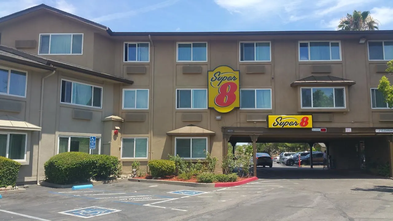 **  Super 8 By Wyndham Sacramento Hotel Carmichael United States
